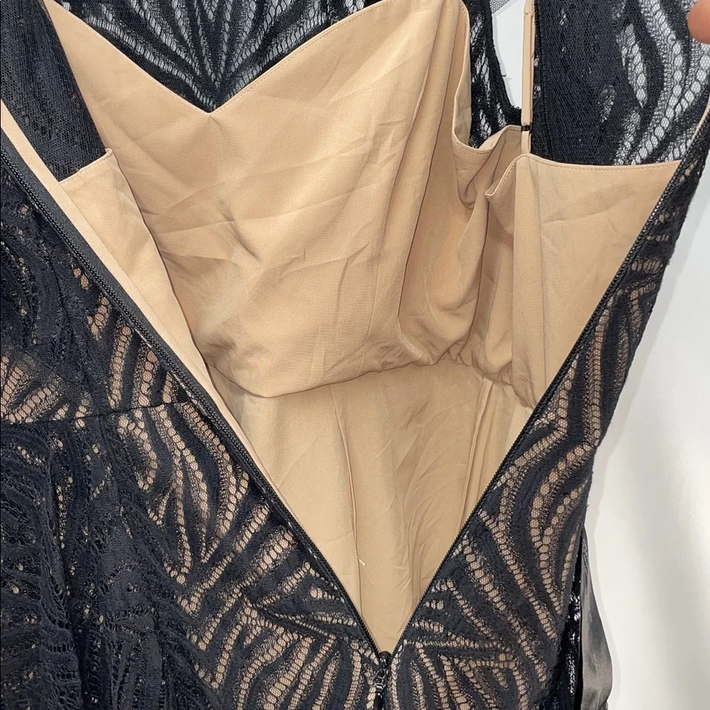 BCBG MAX AZRIA SLEEVELESS BLACK TIERED LACE COCKTAIL DRESS FTL-03-118 - Picture 8 of 10